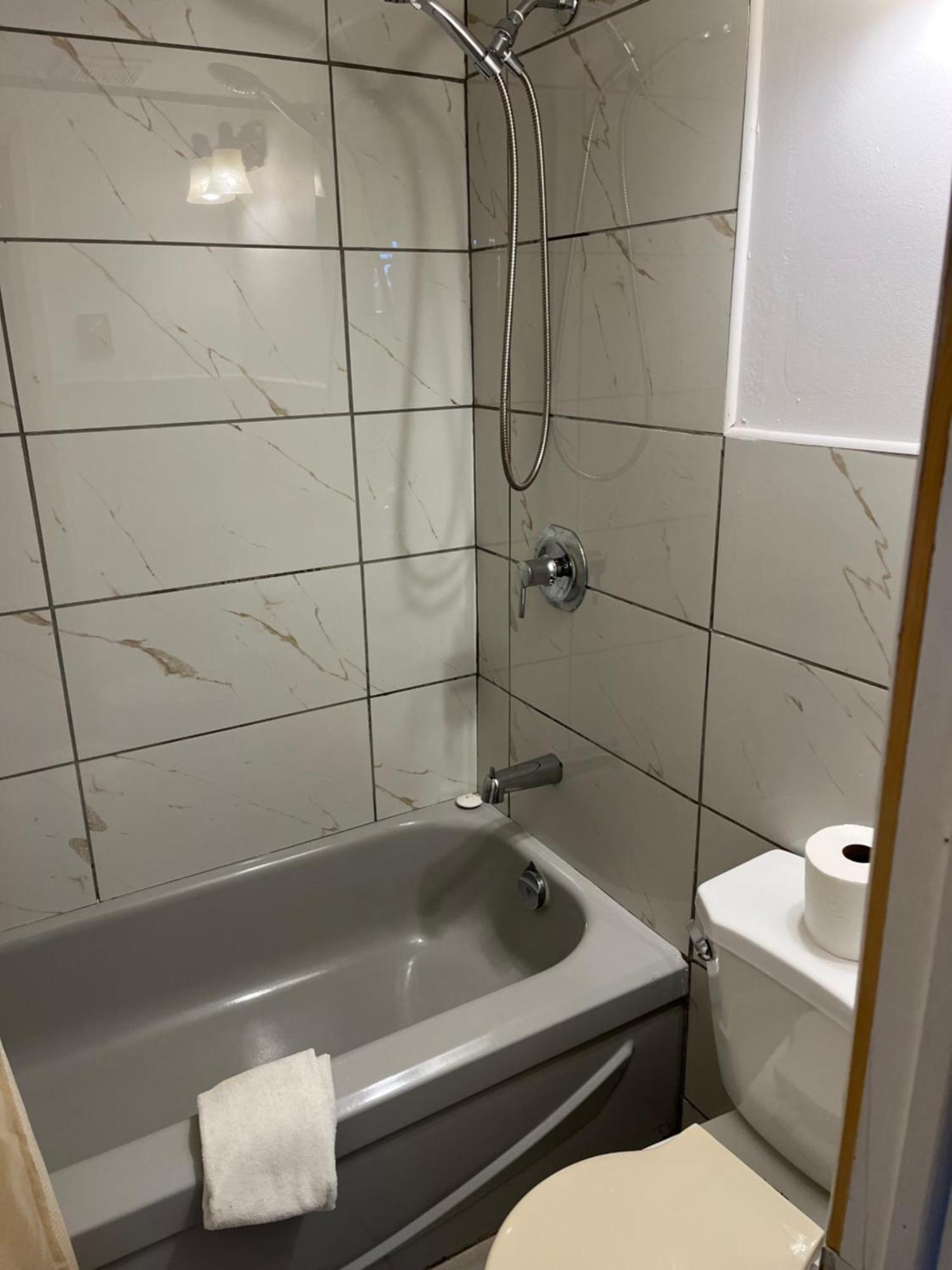 Motel Clair Mont Сен-Агата-дес-Монтс Екстериор снимка