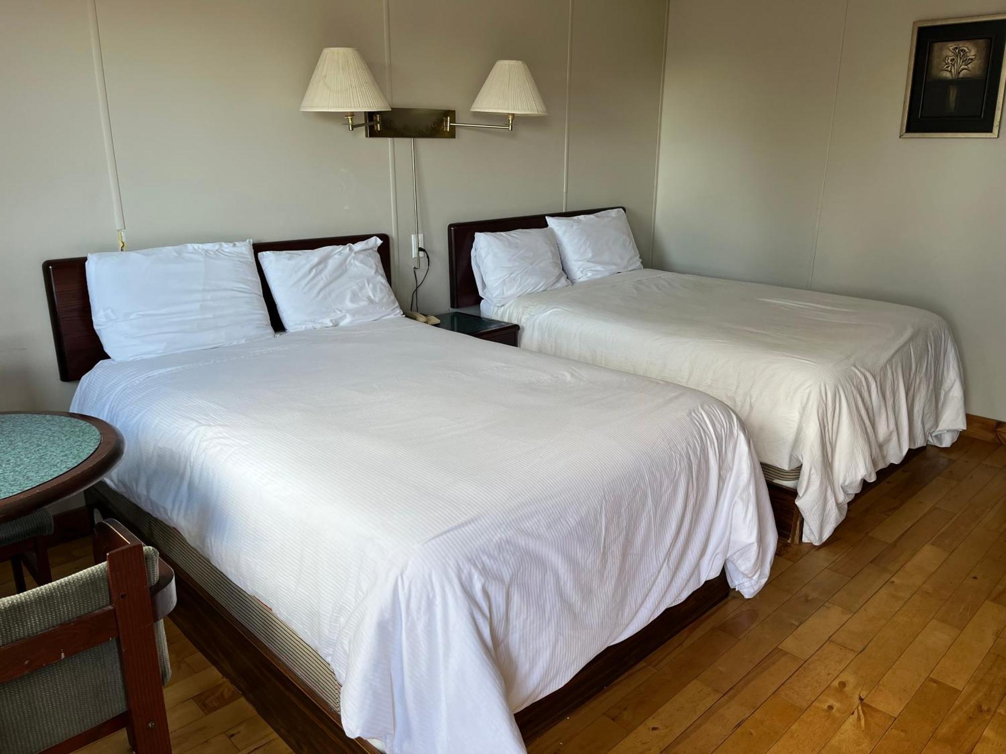 Motel Clair Mont Сен-Агата-дес-Монтс Екстериор снимка
