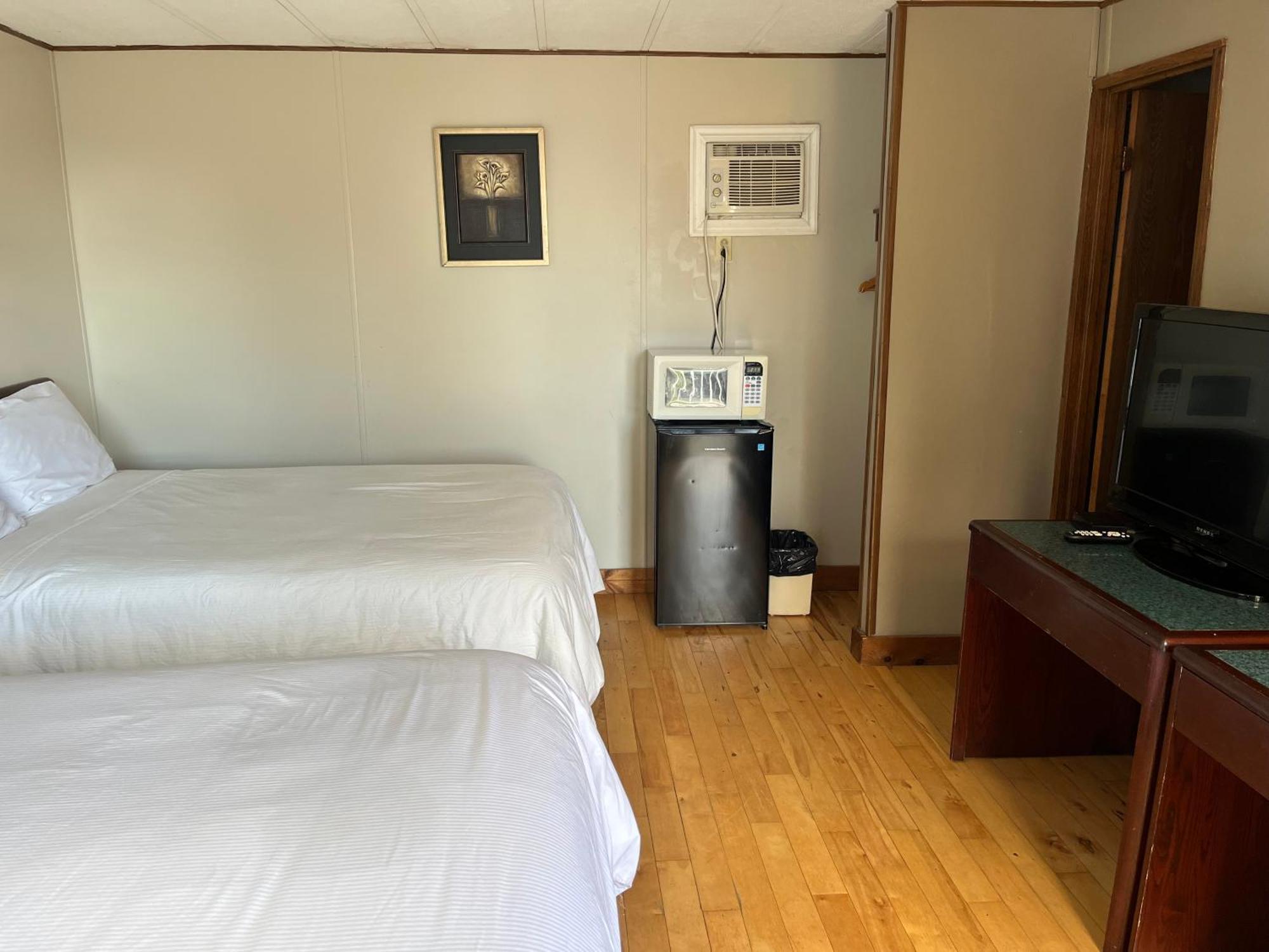Motel Clair Mont Сен-Агата-дес-Монтс Екстериор снимка