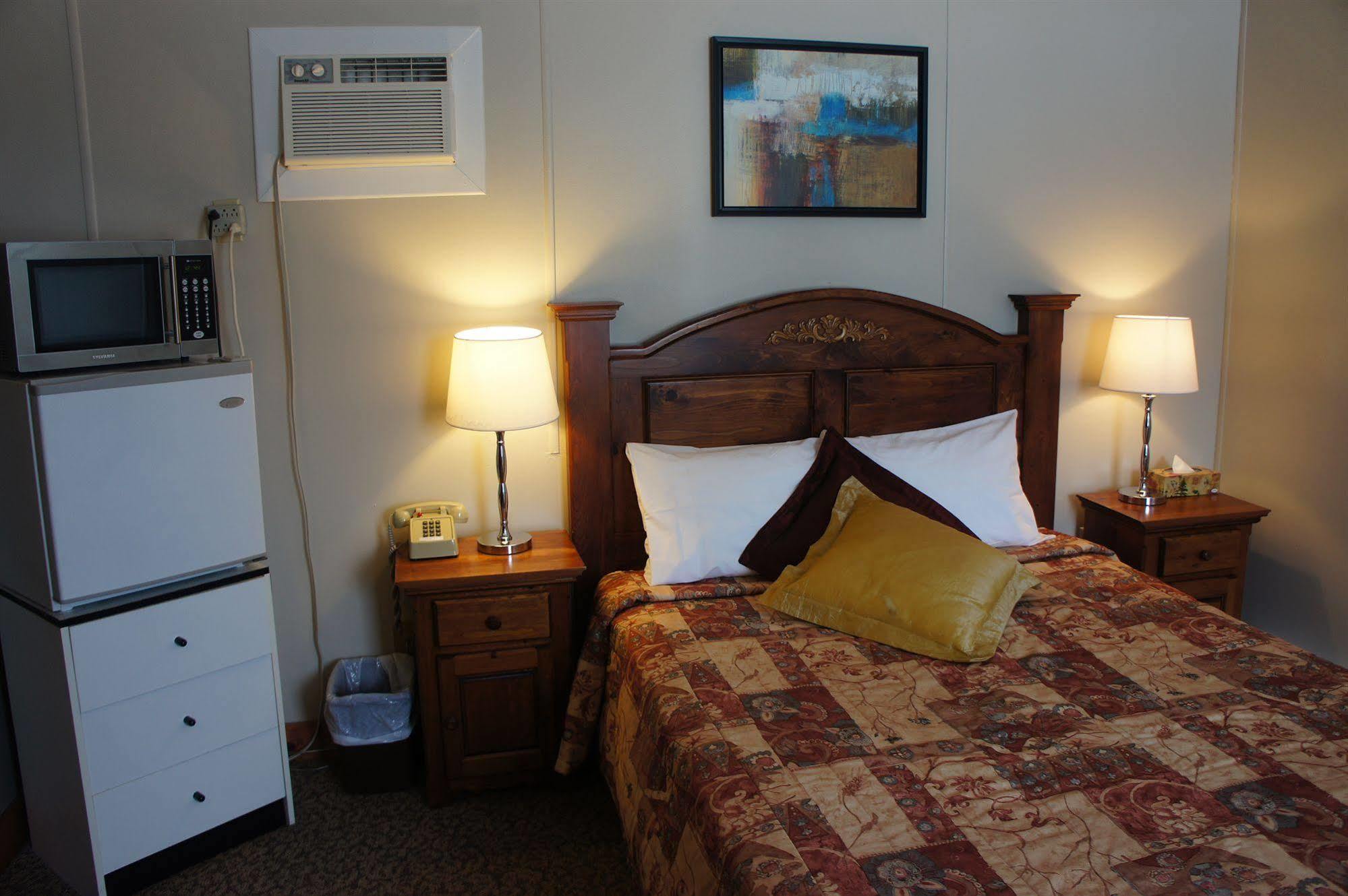 Motel Clair Mont Сен-Агата-дес-Монтс Екстериор снимка